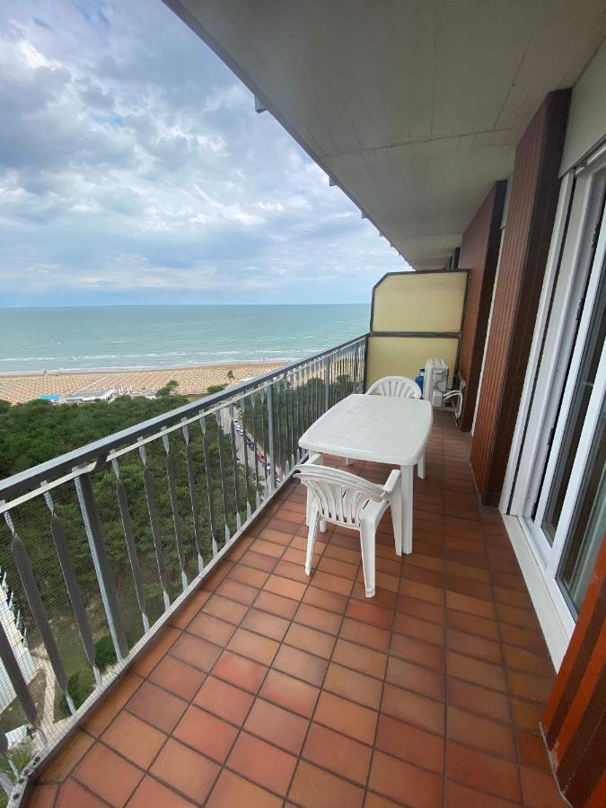Condominio Aquilone Lignano Sabbiadoro Bagian luar foto
