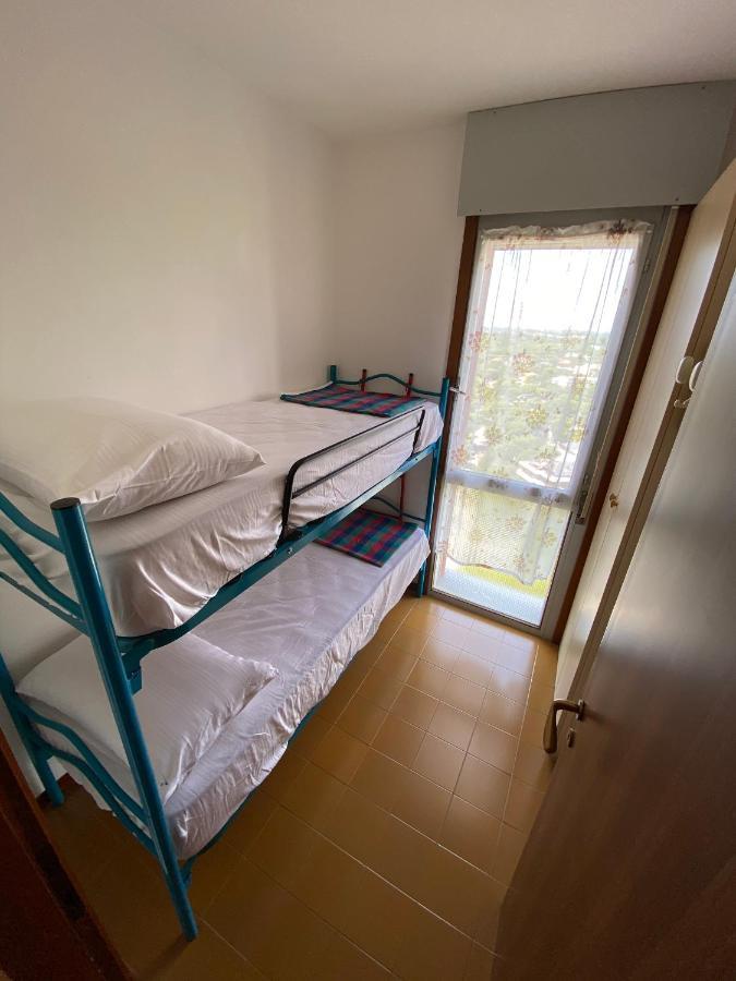 Condominio Aquilone Lignano Sabbiadoro Bagian luar foto