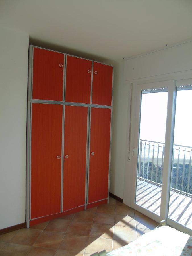 Condominio Aquilone Lignano Sabbiadoro Bagian luar foto