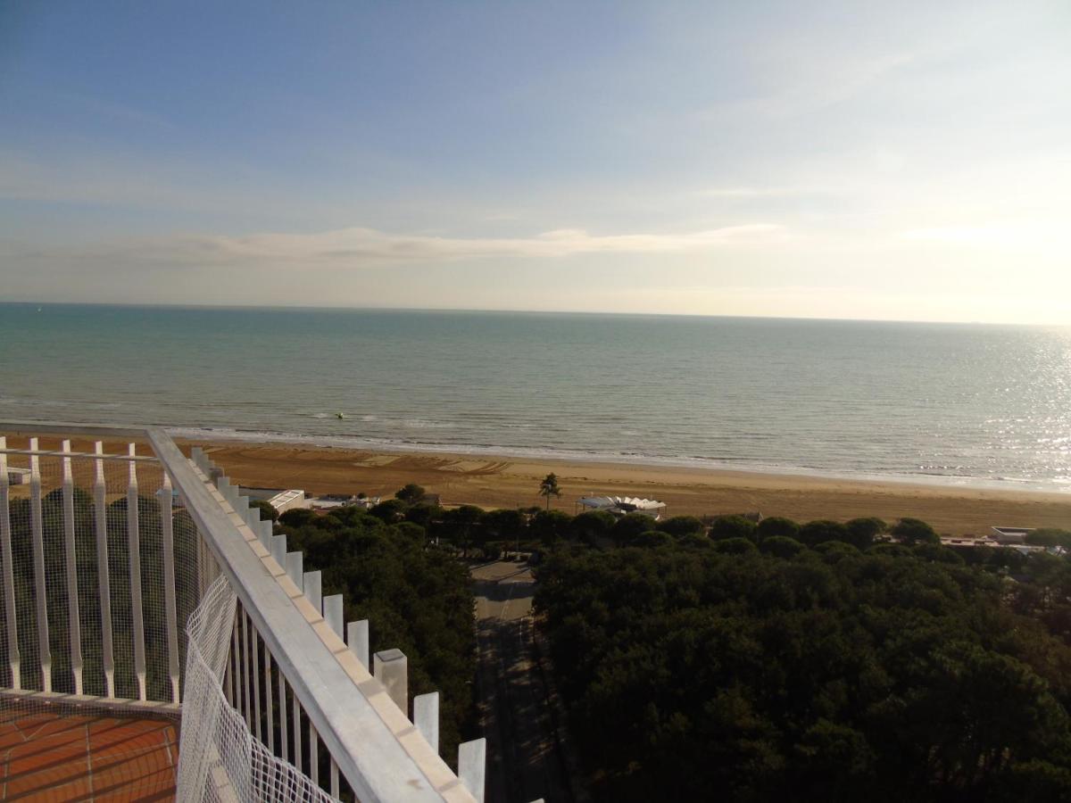 Condominio Aquilone Lignano Sabbiadoro Bagian luar foto