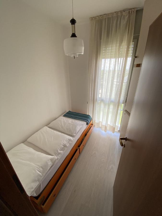 Condominio Aquilone Lignano Sabbiadoro Bagian luar foto