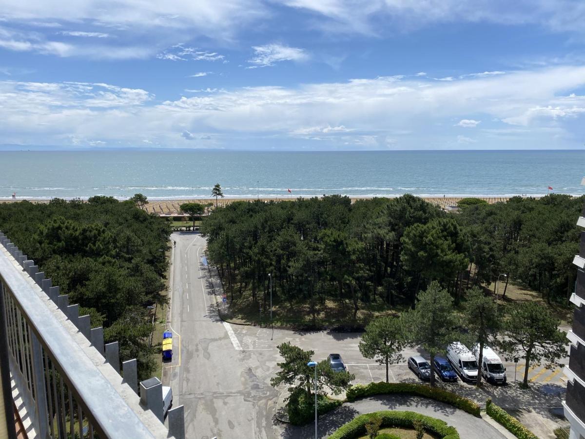 Condominio Aquilone Lignano Sabbiadoro Bagian luar foto